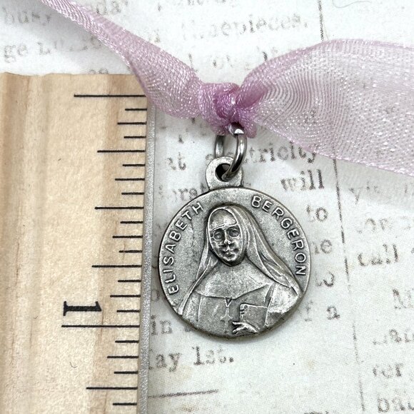 Vintage Sister Elisabeth Bergeron Silver Plated Catholic Religious Medal Pendant - Picture 5 of 9